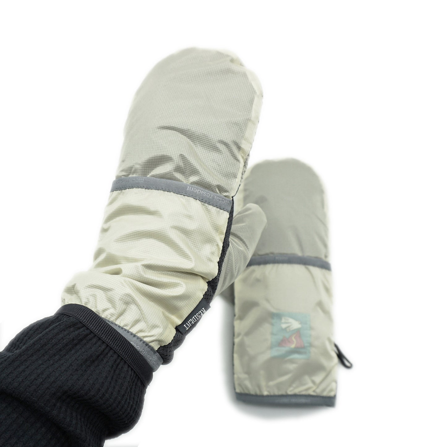 Metal Resident Lightweight OCTA Fleece Gloves Aurora White