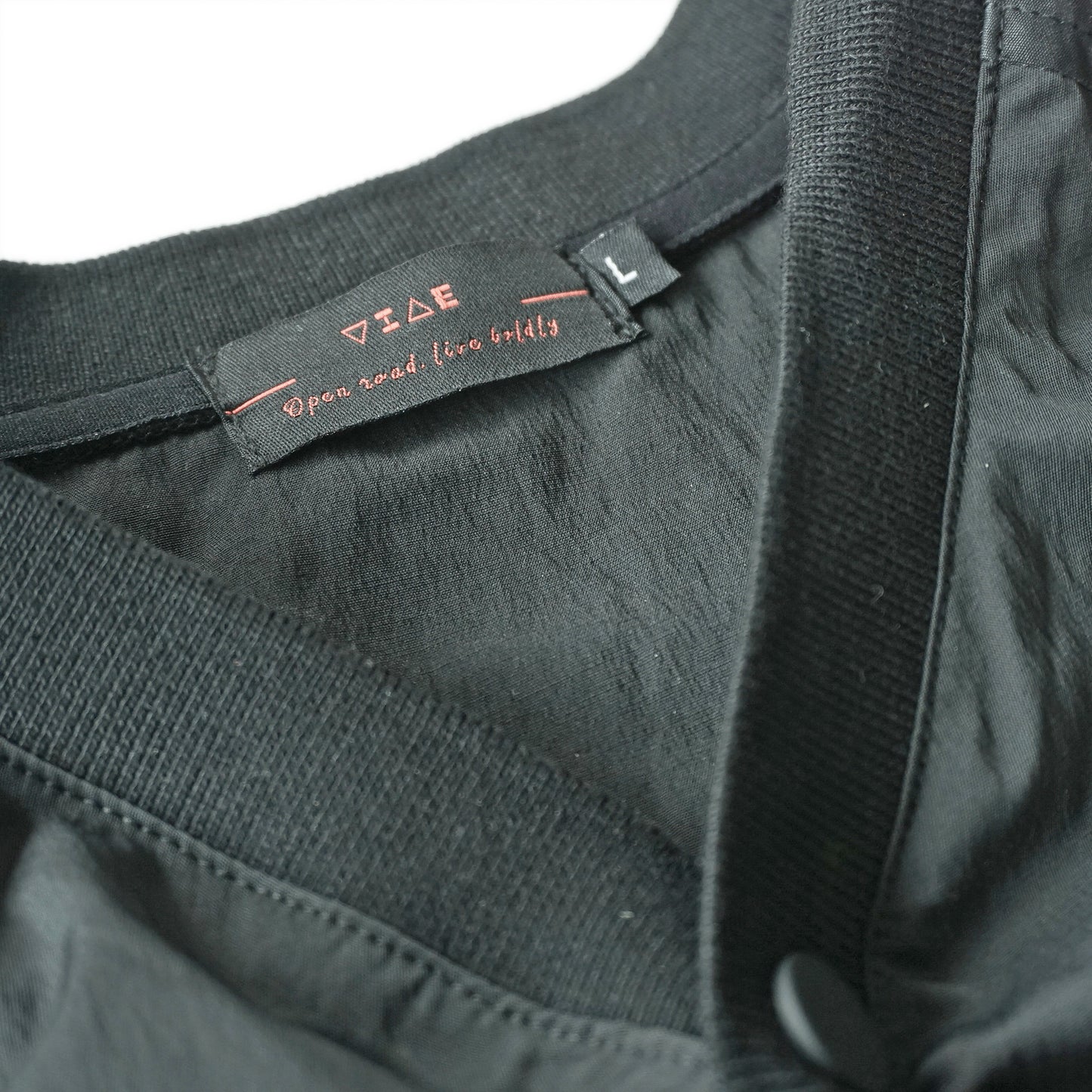 VIAE Riding Henley Short Sleeve Shirt Black