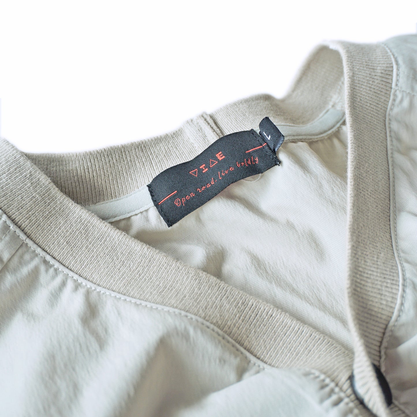 VIAE Riding Henley Short Sleeve Shirt Cream