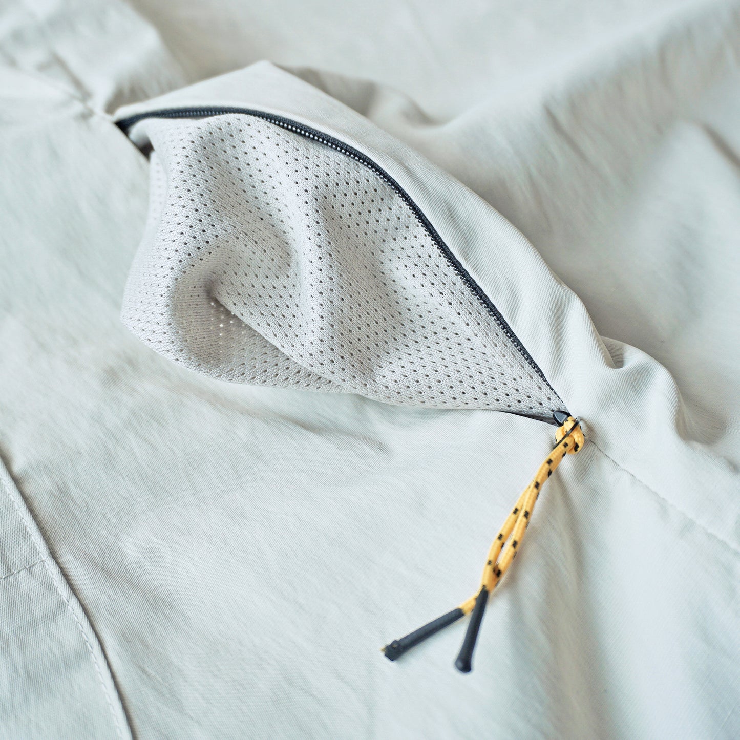 VIAE Riding Henley Short Sleeve Shirt Cream
