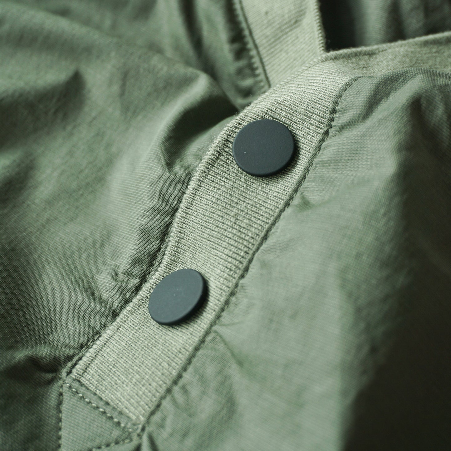VIAE Riding Henley Short Sleeve Shirt Green